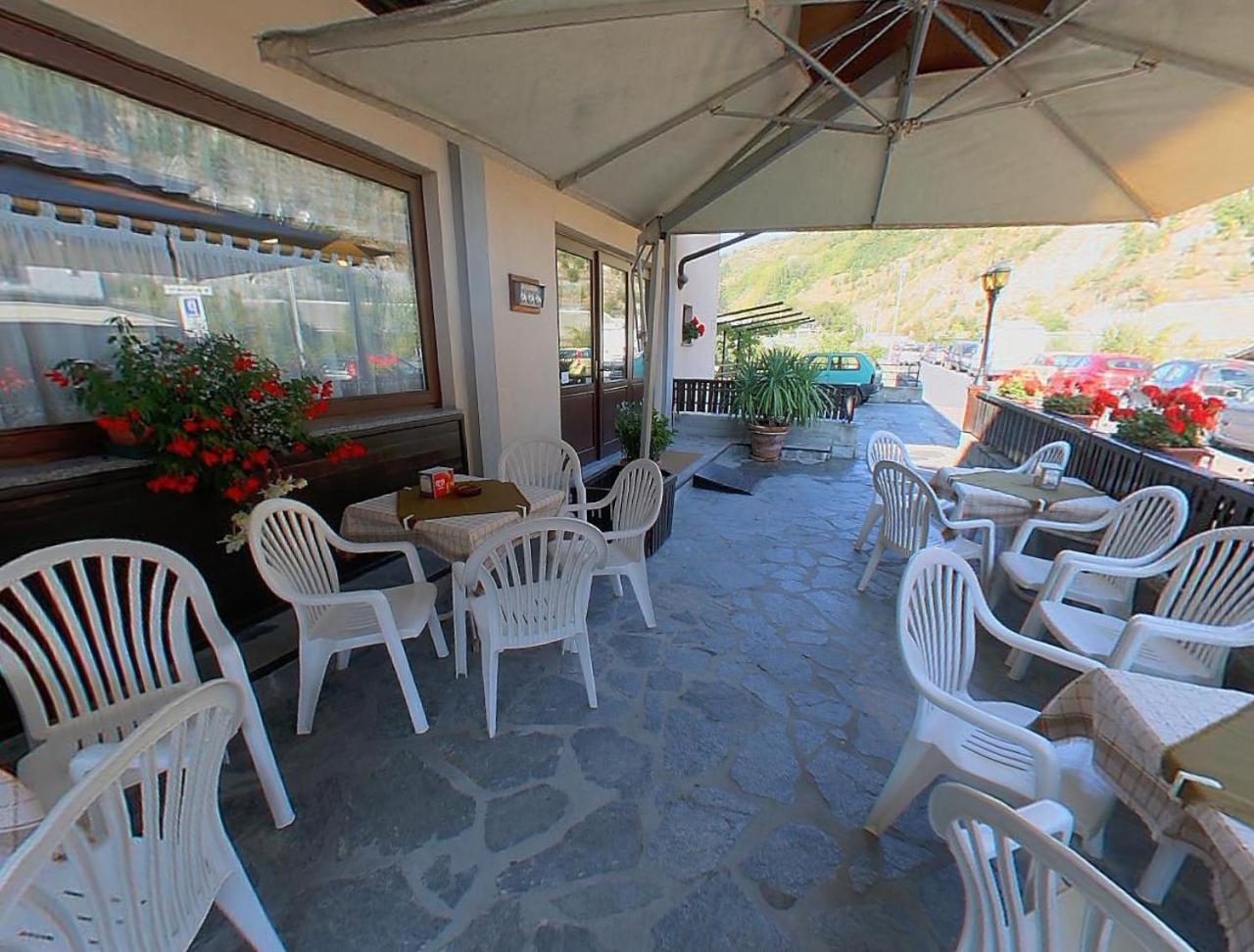 Hotel Valdotain Villeneuve Exterior photo